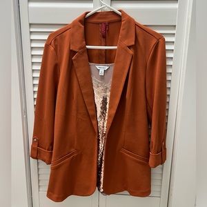 Women’s medium burnt orange sport jacket EUC